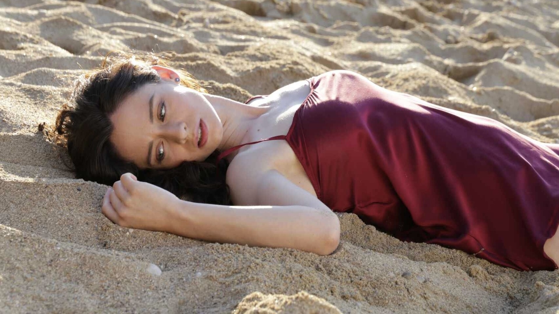 Alba 1. Sezon 8. Bölüm