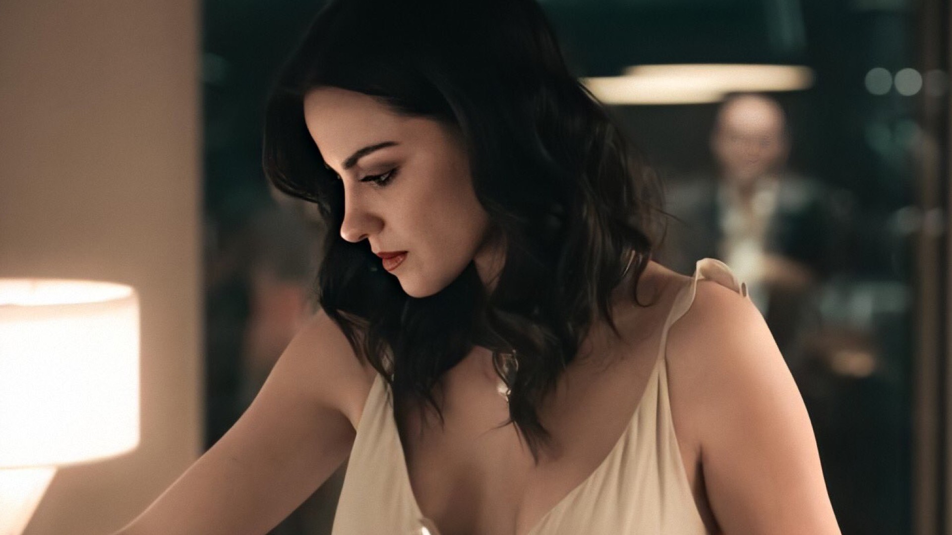 Dark Desire 1. Sezon 14. Bölüm