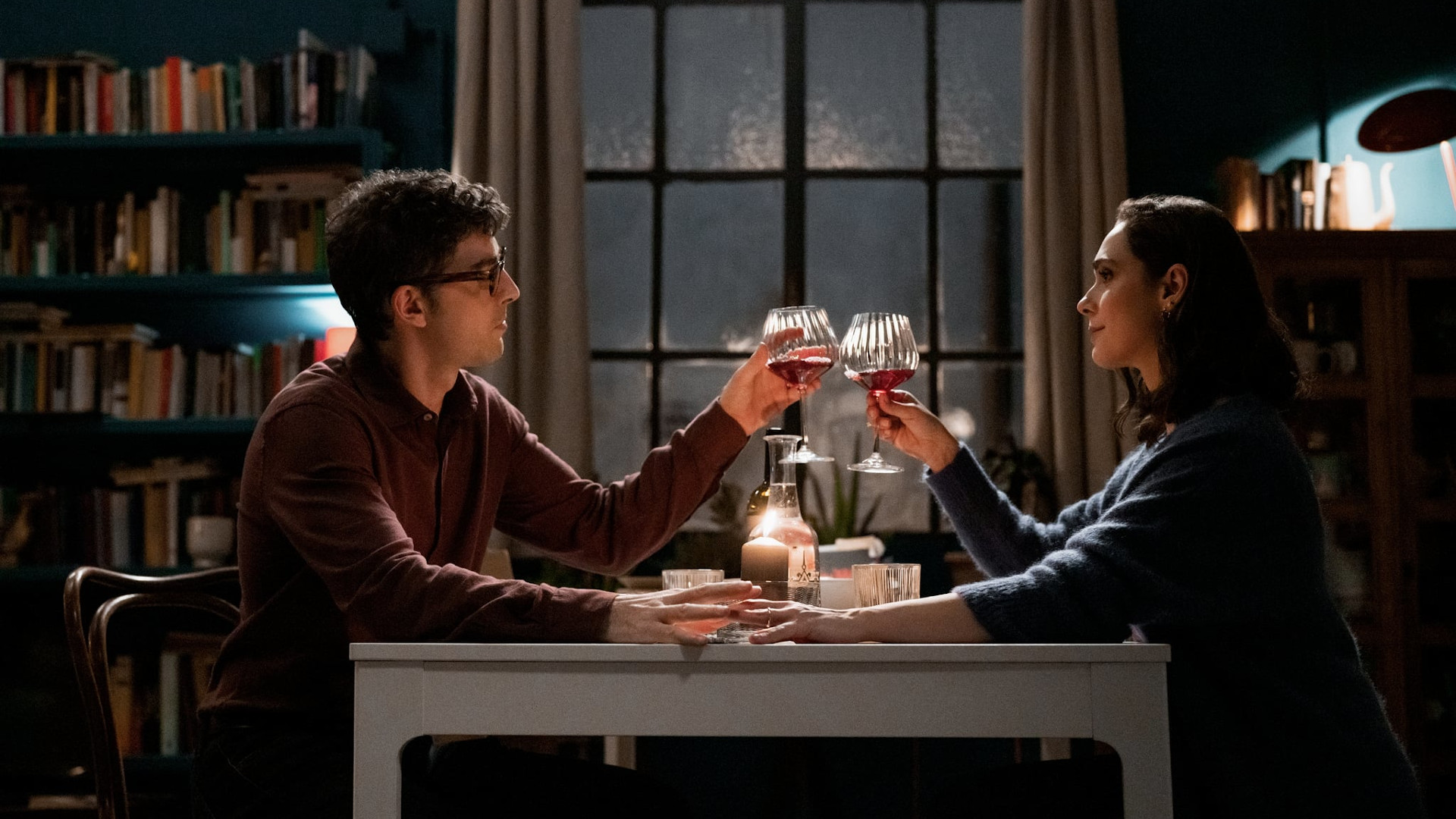 Fedeltà 1. Sezon 6. Bölüm