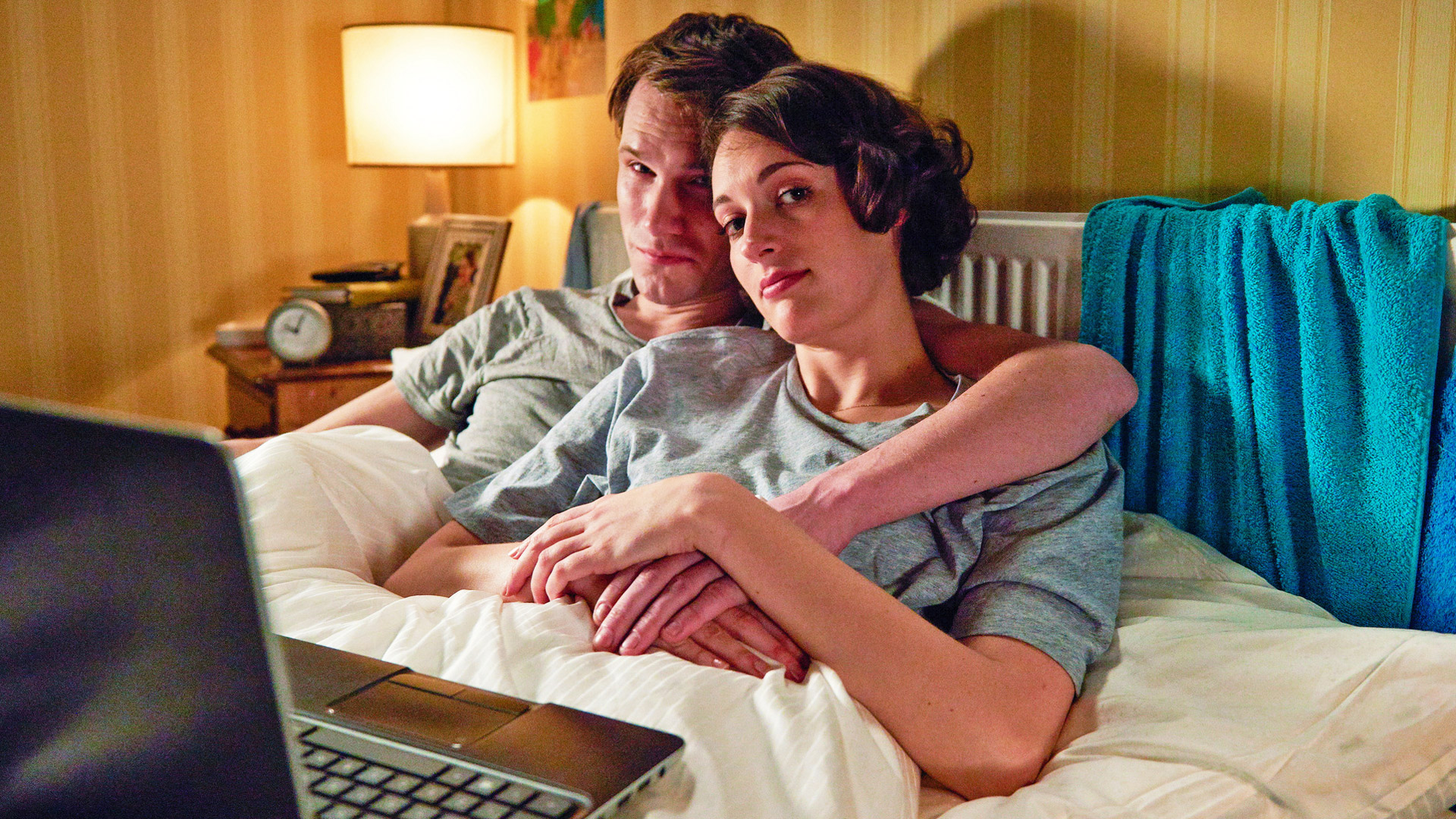 Fleabag 1. Sezon 1. Bölüm