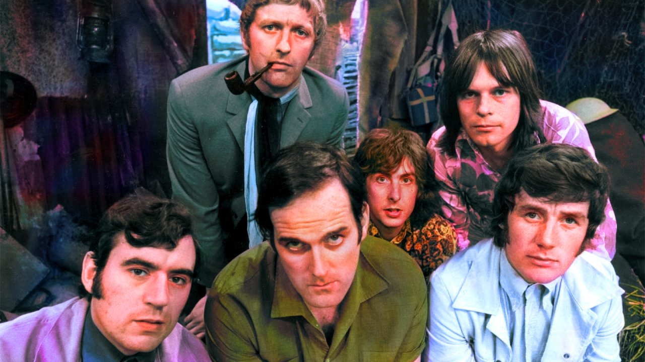 Monty Python’s Flying Circus 3. Sezon 8. Bölüm