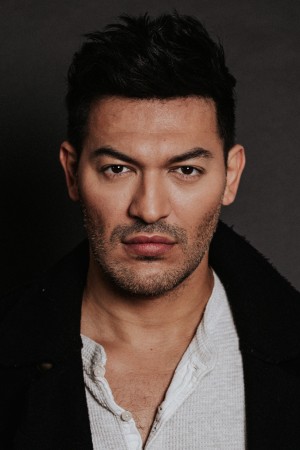 Alexander Wraith tüm dizileri dizigom'da