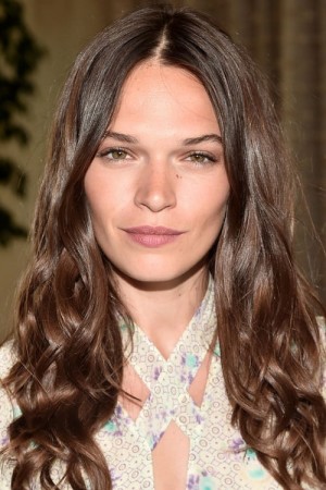 Anna Brewster tüm dizileri dizigom'da