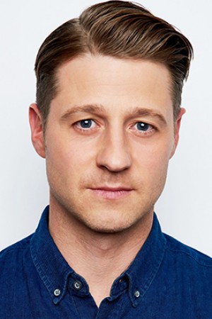 Ben McKenzie tüm dizileri dizigom'da