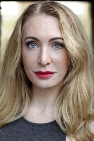 Caroline Boulton tüm dizileri dizigom'da