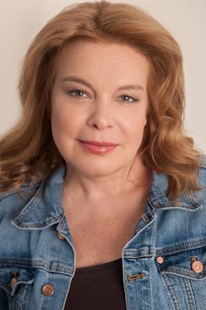 Catherine Curtin tüm dizileri dizigom'da