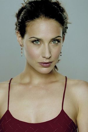 Claire Forlani tüm dizileri dizigom'da