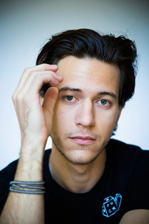 Dillon Lane tüm dizileri dizigom'da