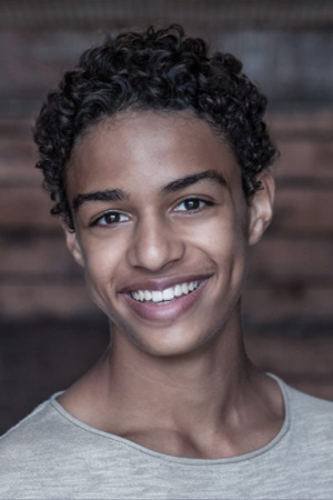 Drew Davis tüm dizileri dizigom'da