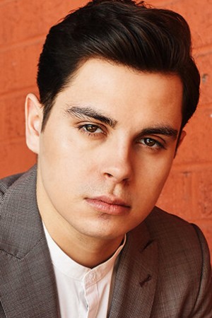 Jake T. Austin tüm dizileri dizigom'da