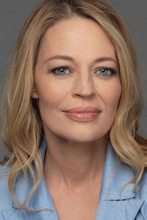 Jeri Ryan tüm dizileri dizigom'da