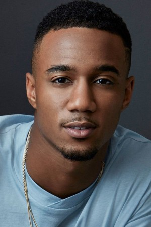 Jessie T. Usher tüm dizileri dizigom'da