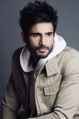 Karan tacker tüm dizileri dizigom'da