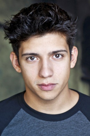 Kevin Alves tüm dizileri dizigom'da