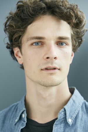 Kyle Scudder tüm dizileri dizigom'da