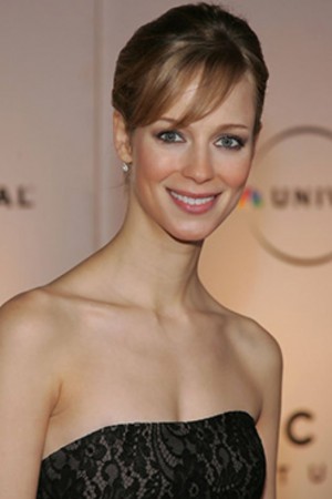 Laura Regan tüm dizileri dizigom'da