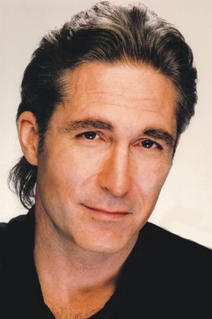 Michael O'Hare tüm dizileri dizigom'da