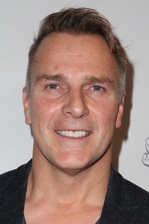 Mike Dopud tüm dizileri dizigom'da