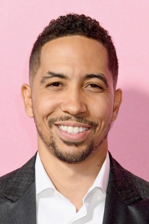 Neil Brown Jr. tüm dizileri dizigom'da