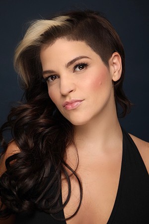 Paola Lázaro tüm dizileri dizigom'da