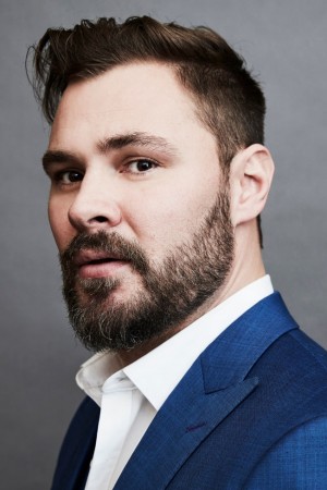 Patrick John Flueger tüm dizileri dizigom'da