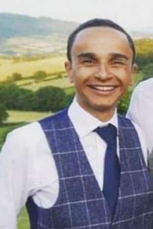 Paul Campbell tüm dizileri dizigom'da