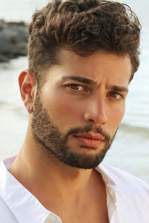 Rafael de La Fuente tüm dizileri dizigom'da