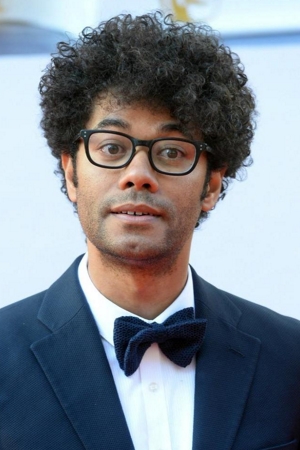 Richard Ayoade tüm dizileri dizigom'da