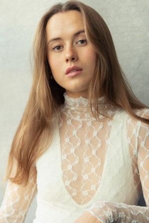 Ruby Hartley tüm dizileri dizigom'da