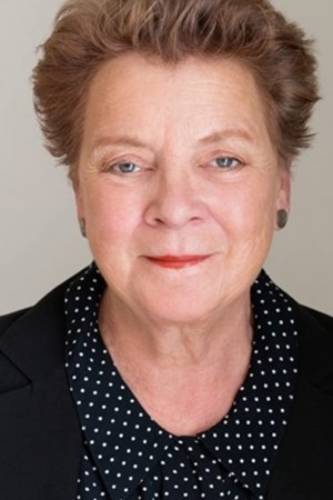 Sandy Martin tüm dizileri dizigom'da