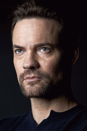 Shane West tüm dizileri dizigom'da
