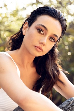 Sydney Chandler tüm dizileri dizigom'da