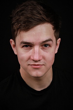 Tommy Knight tüm dizileri dizigom'da