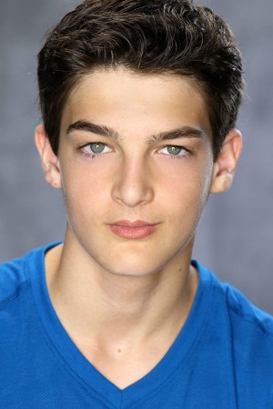 Trevor Raine Bush tüm dizileri dizigom'da