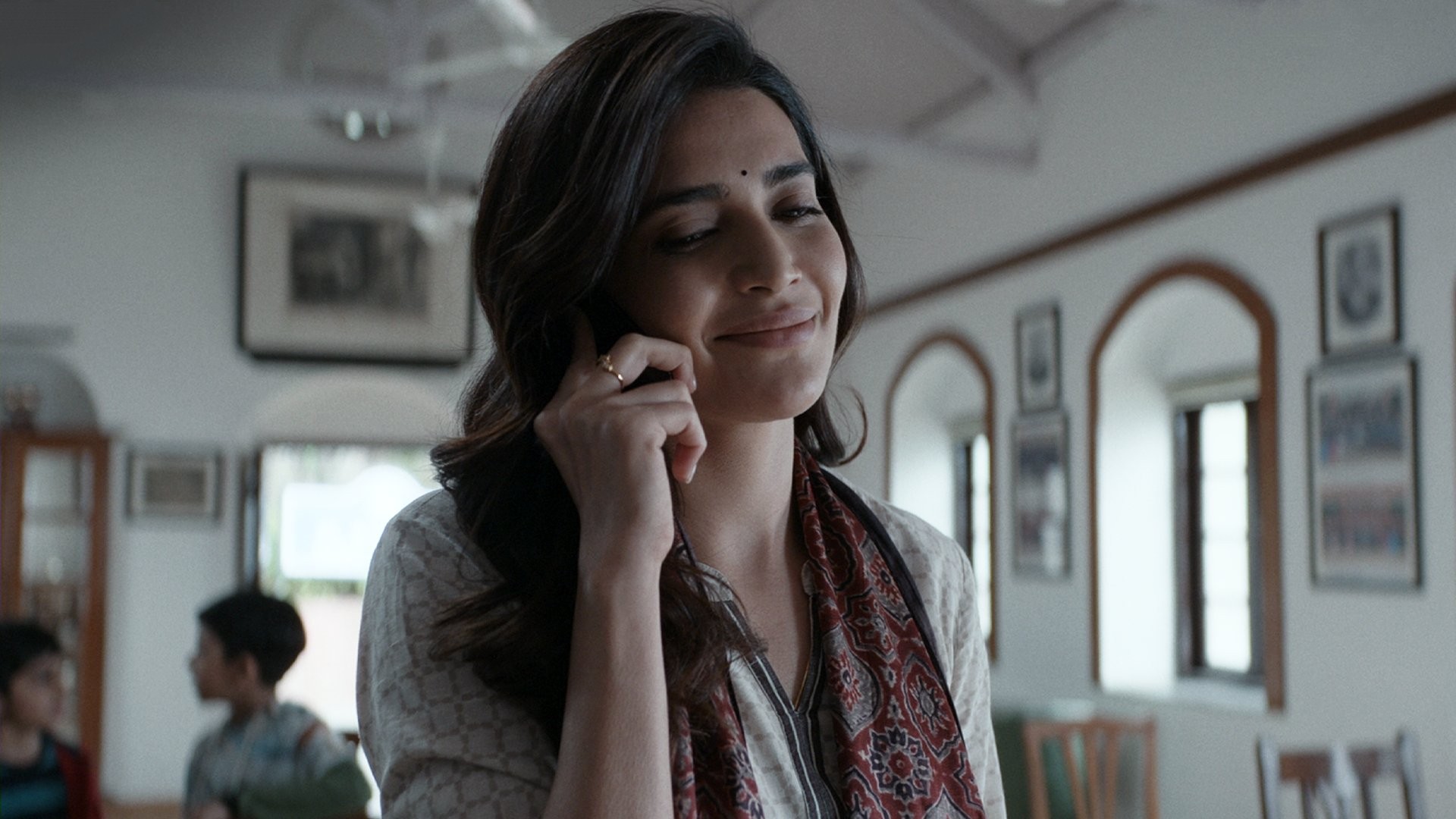 Scoop 1. Sezon 6. Bölüm