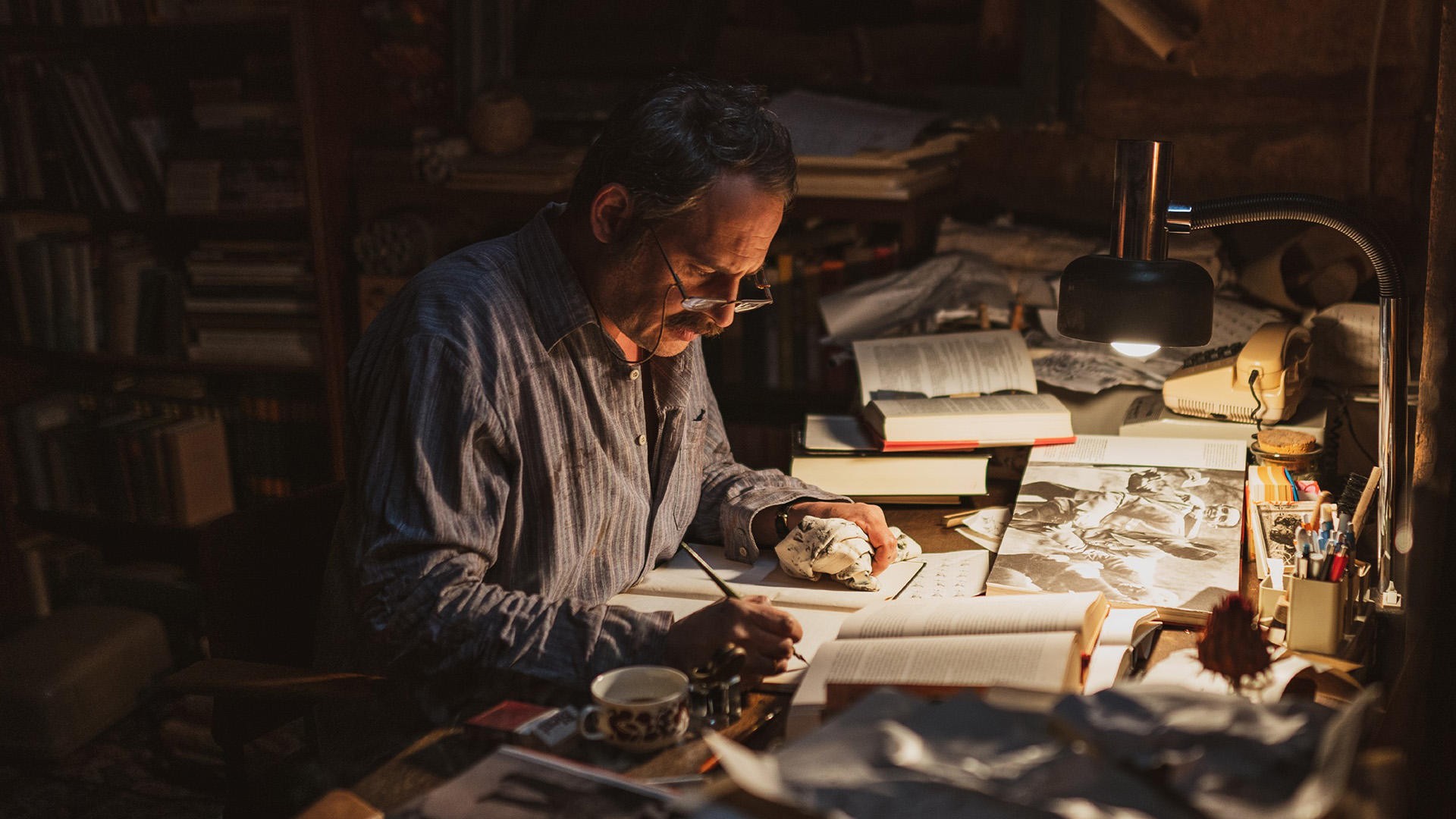 Faking Hitler 1. Sezon 5. Bölüm