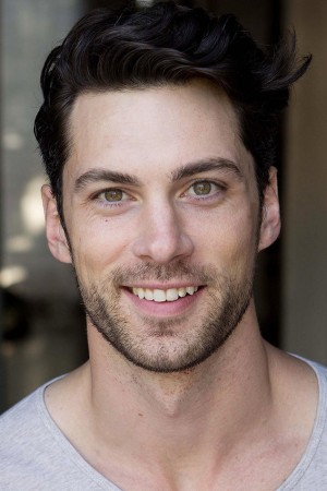 Trey Tucker tüm dizileri dizigom'da