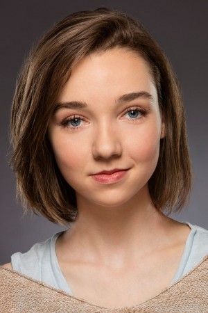 Julia Sarah Stone tüm dizileri dizigom'da