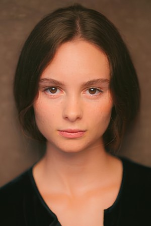 Saura Lightfoot-Leon tüm dizileri dizigom'da