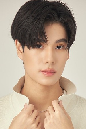 Phuwin Tangsakyuen tüm dizileri dizigom'da