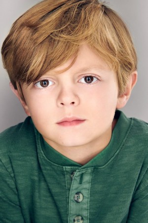 Callum Vinson tüm dizileri dizigom'da