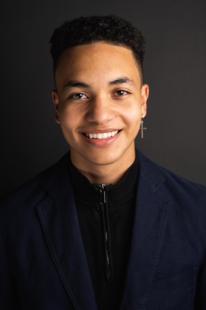 Joshua Kantara tüm dizileri dizigom'da