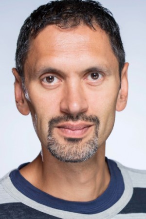 Paul Bazely tüm dizileri dizigom'da