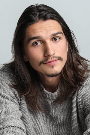 Asivak Koostachin tüm dizileri dizigom'da