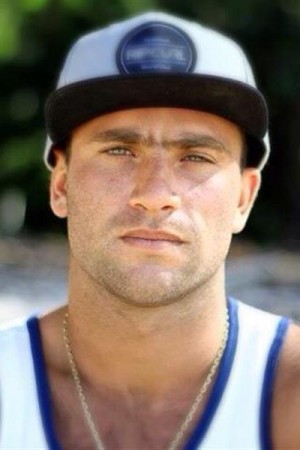 Ian Cosenza tüm dizileri dizigom'da