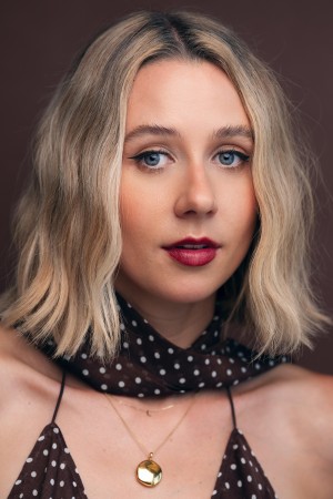 Lucy Freyer tüm dizileri dizigom'da