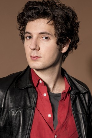 Vincent Lacoste tüm dizileri dizigom'da