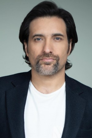 Andres Suárez tüm dizileri dizigom'da