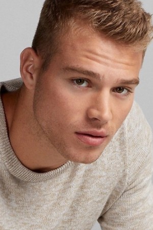 Matthew Noszka tüm dizileri dizigom'da